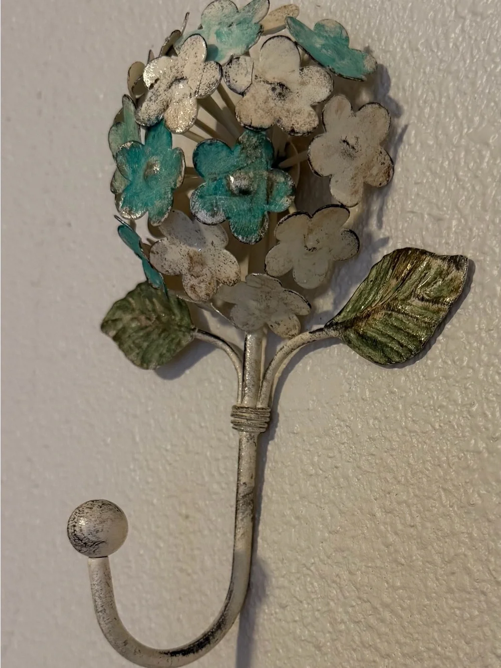 Metal Hydrangea Flower Wall Hook Teal White Distressed Rustic Coat Hanger⁠